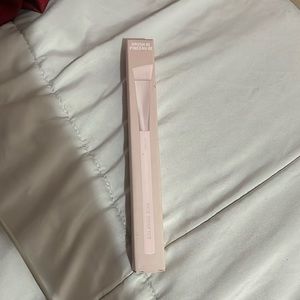 kylie cosmetic concealer brush